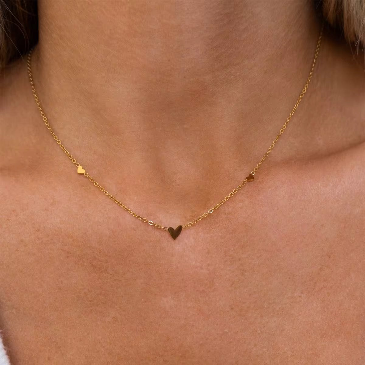 The Mini Hearts Necklace