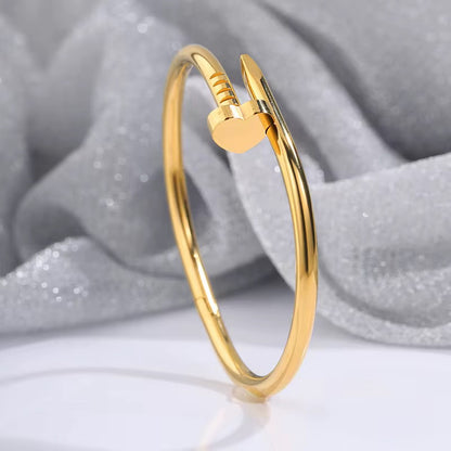 Icon Nail Twist Bangle